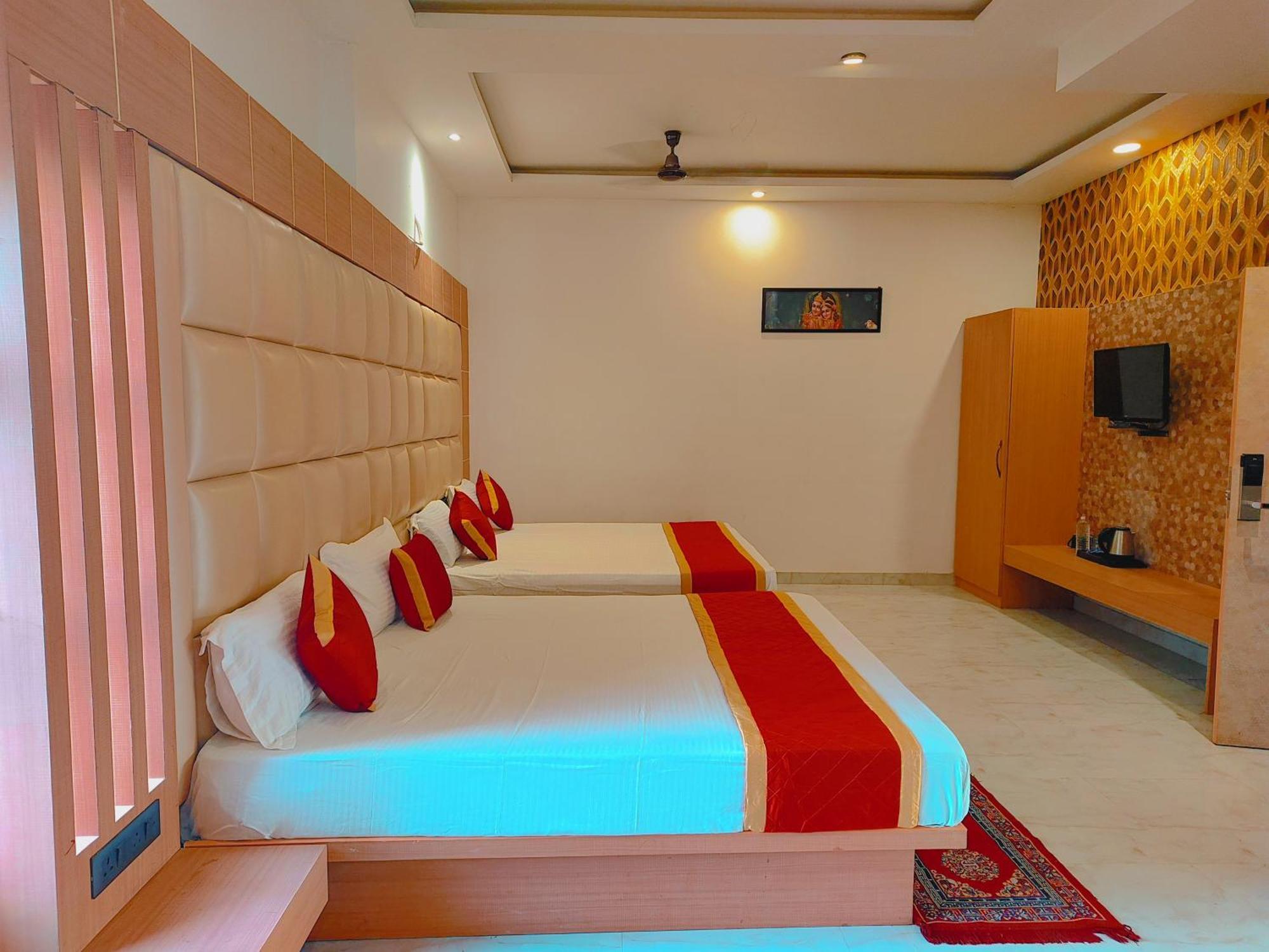 Avadh Sunshine Palace Hotel And Resort Ayodhya Buitenkant foto