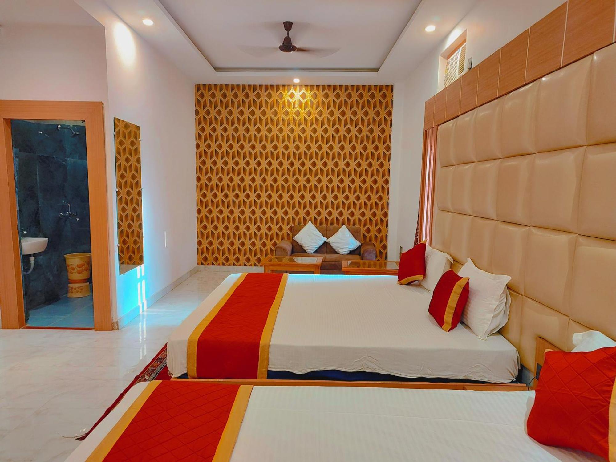 Avadh Sunshine Palace Hotel And Resort Ayodhya Buitenkant foto