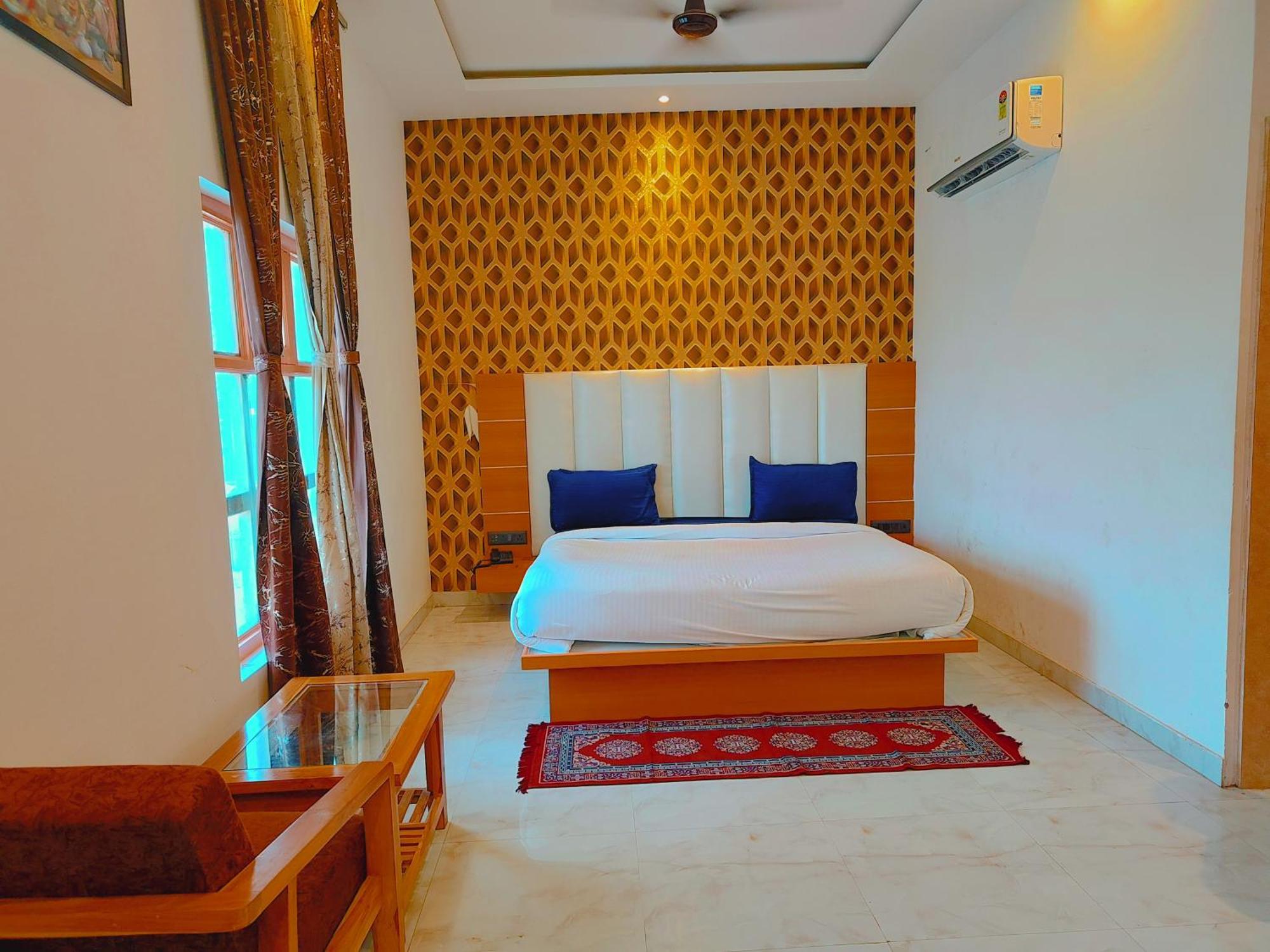 Avadh Sunshine Palace Hotel And Resort Ayodhya Buitenkant foto